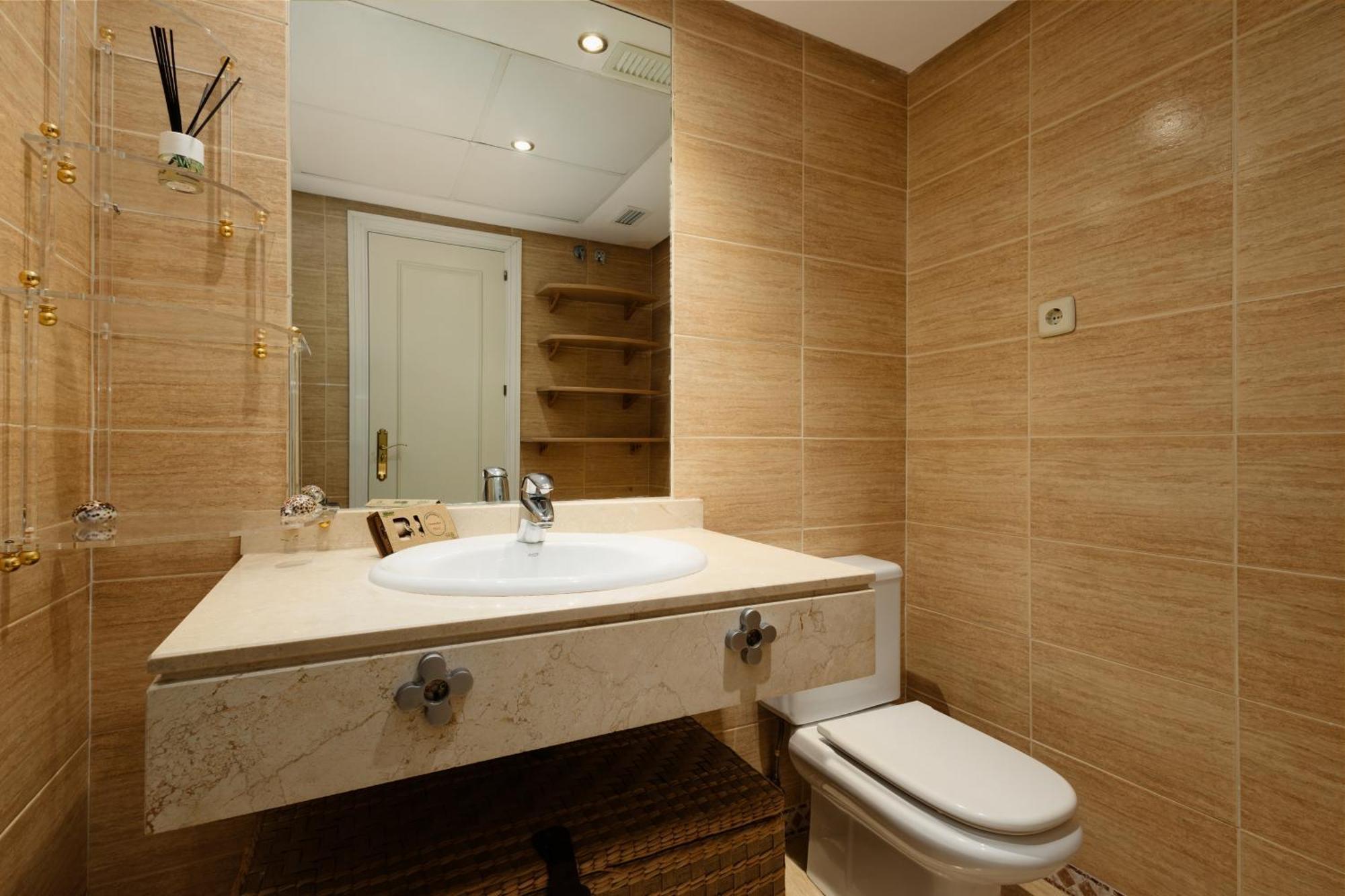 Ground Floor Holiday Apartment With Terrace And Pool In Puerto Banus, Marbellac Extérieur photo