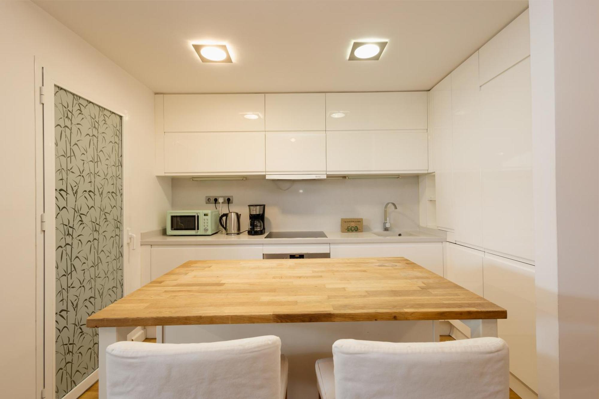 Ground Floor Holiday Apartment With Terrace And Pool In Puerto Banus, Marbellac Extérieur photo